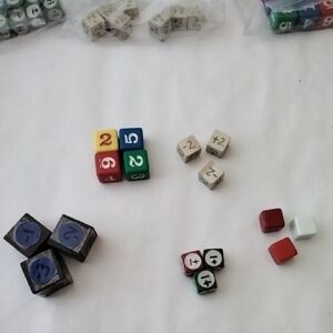 Classroom Dice Lot And Counters/chips